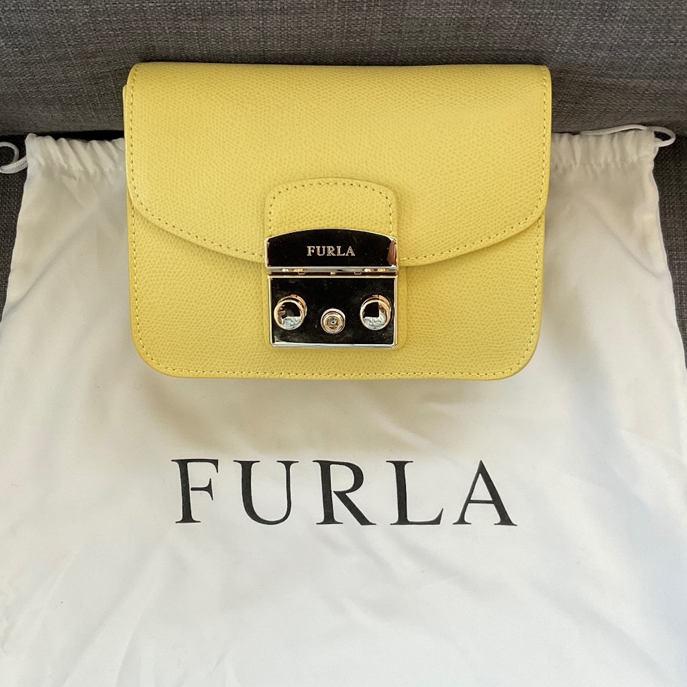 Furla Metropolis Mini Crossbody in Cedro Yellow - Picture 1 of 5